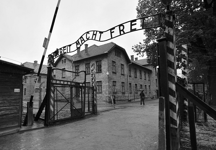 Międzynarodowy Dzień Pamięci o Ofiarach Holokaustu/